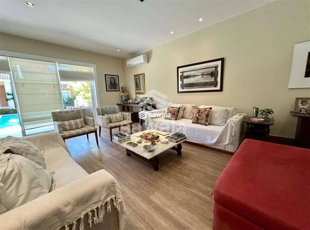 Furnished house with 600 m², 3 bedrooms and 5 baths — photo 9