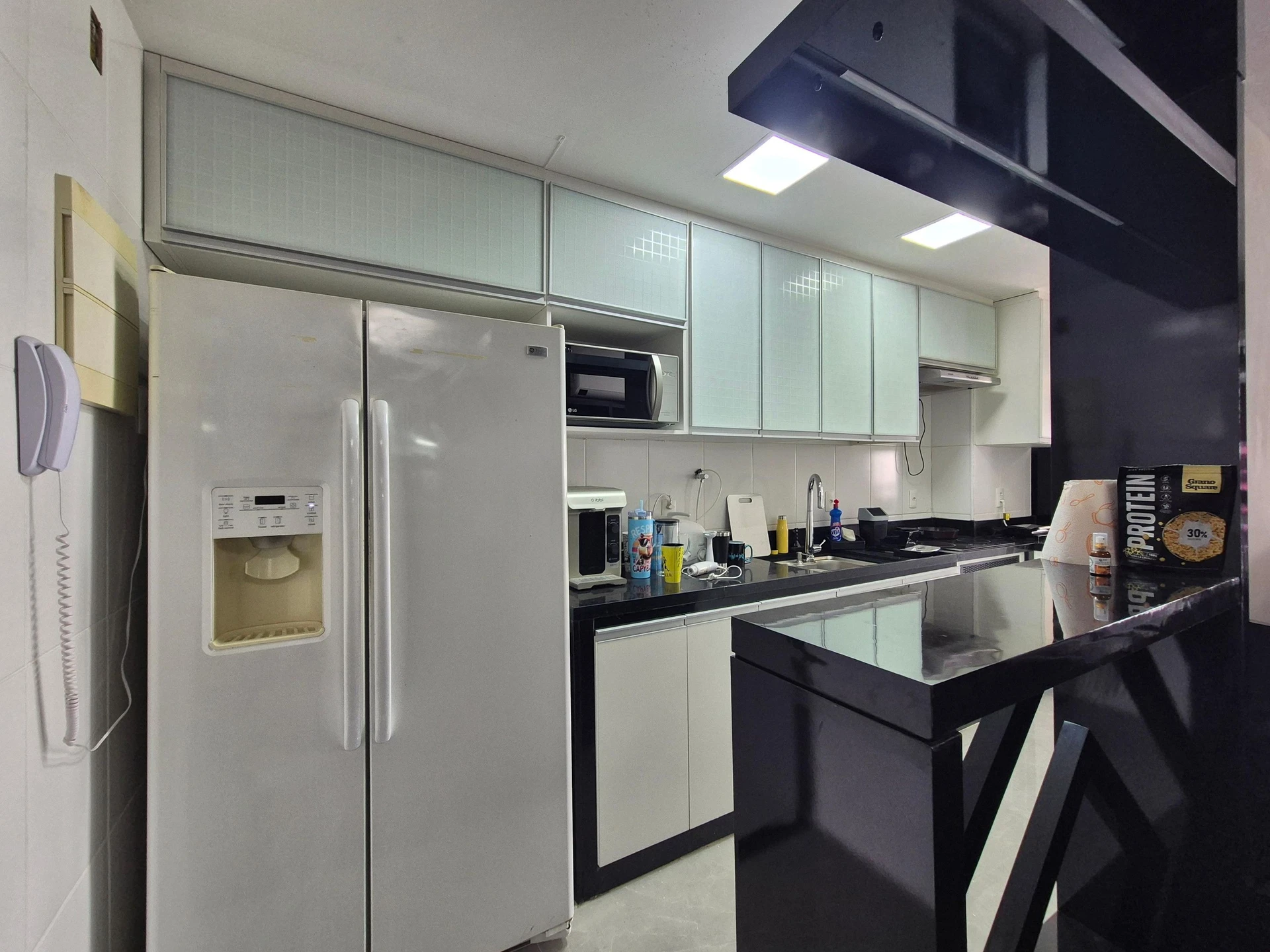 2-bedroom apartment in a building with a sauna — photo 32
