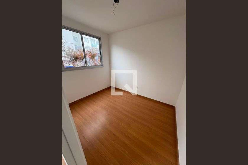 Garden-style apartment with 2 bedrooms and a balcony — photo 11
