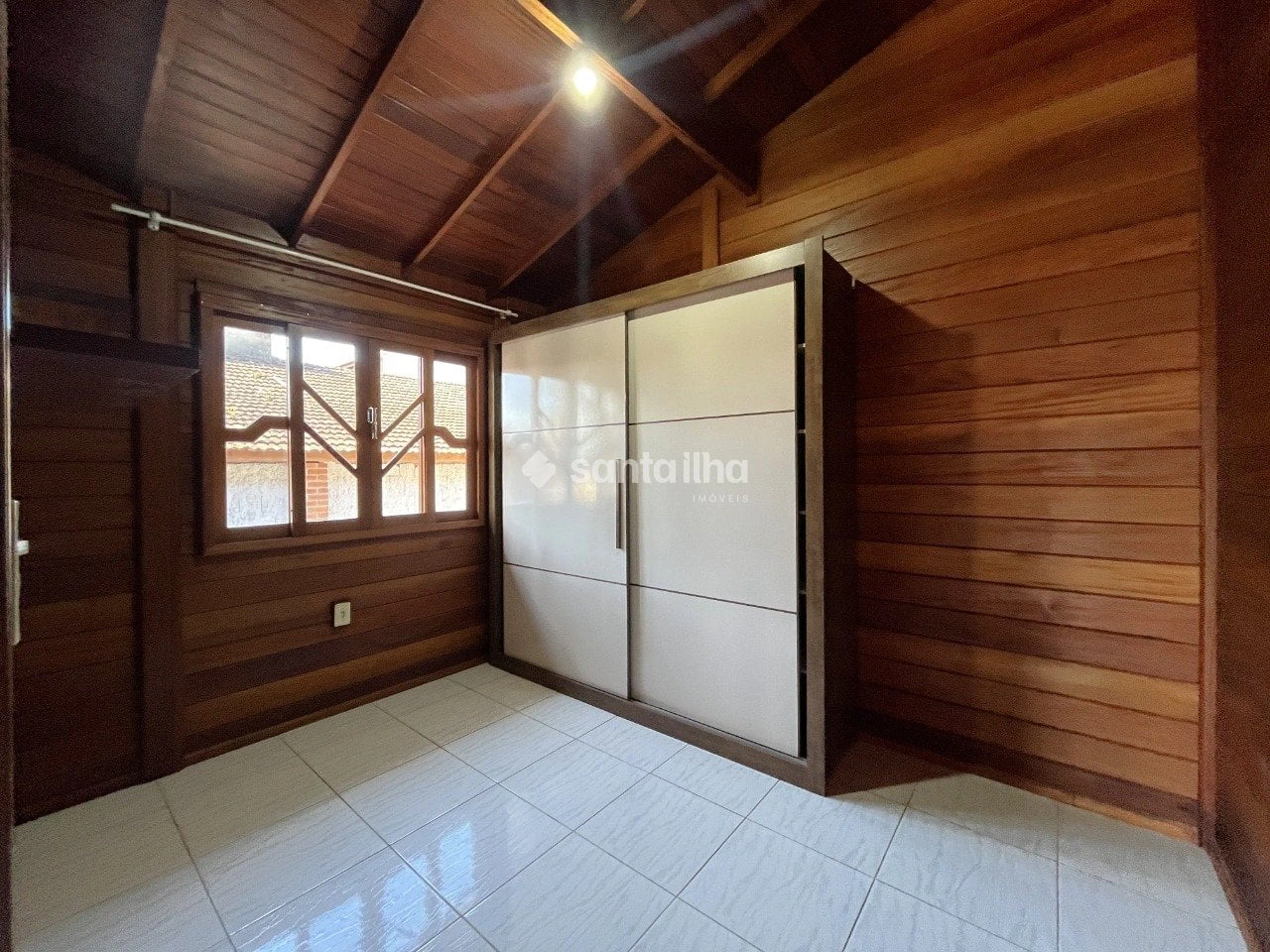 House with 3 bedrooms, 1 en-suite and private garden — photo 12