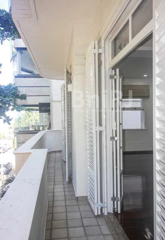 2-bedroom apartment with a home office in Rio de Janeiro — photo 19
