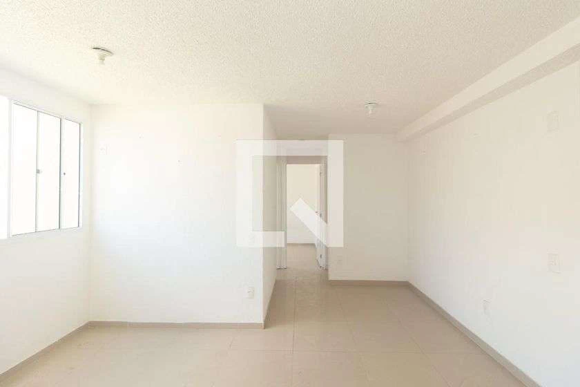 Minimal-style 2-bedroom apartment with ceramic floors — photo 16