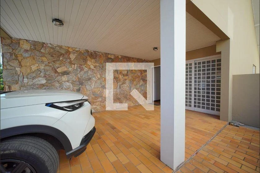 Furnished house with 4 bedrooms and 209 m², 3 bathrooms — photo 42