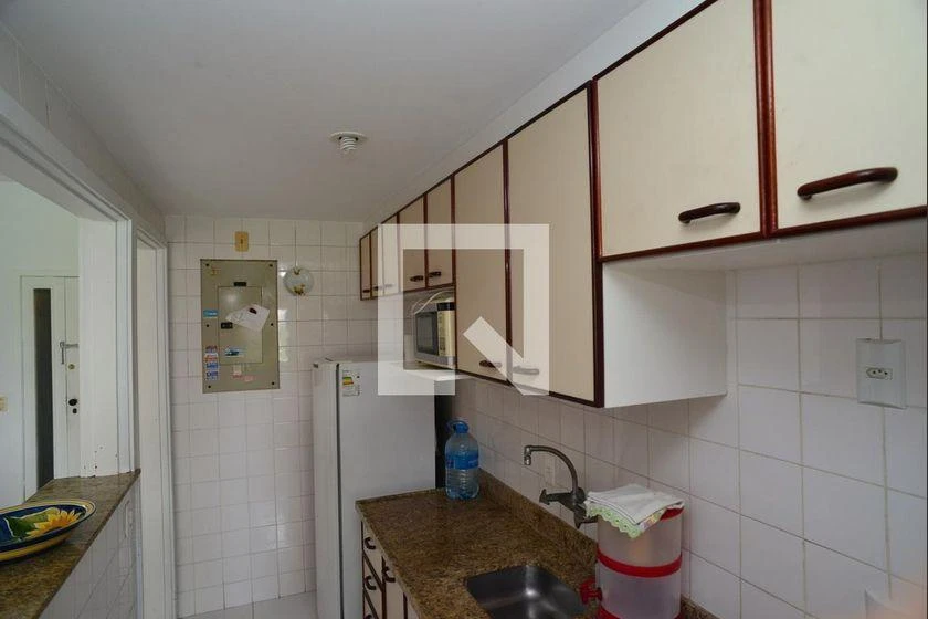 Furnished apartment, 66 m², with a home office — photo 20