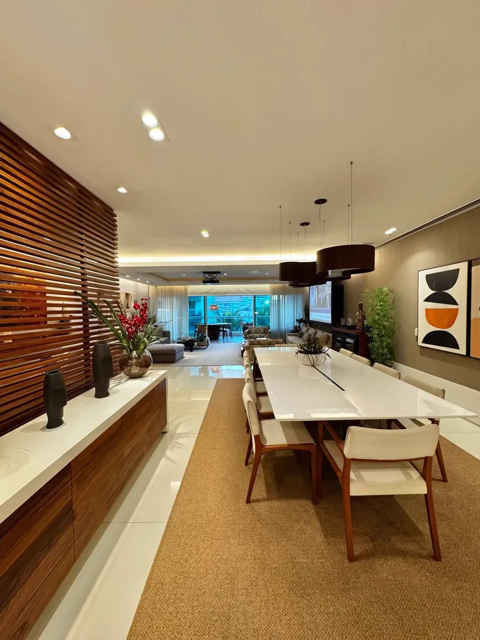Furnished apartment with 4 bedrooms and open-plan kitchen — photo 9