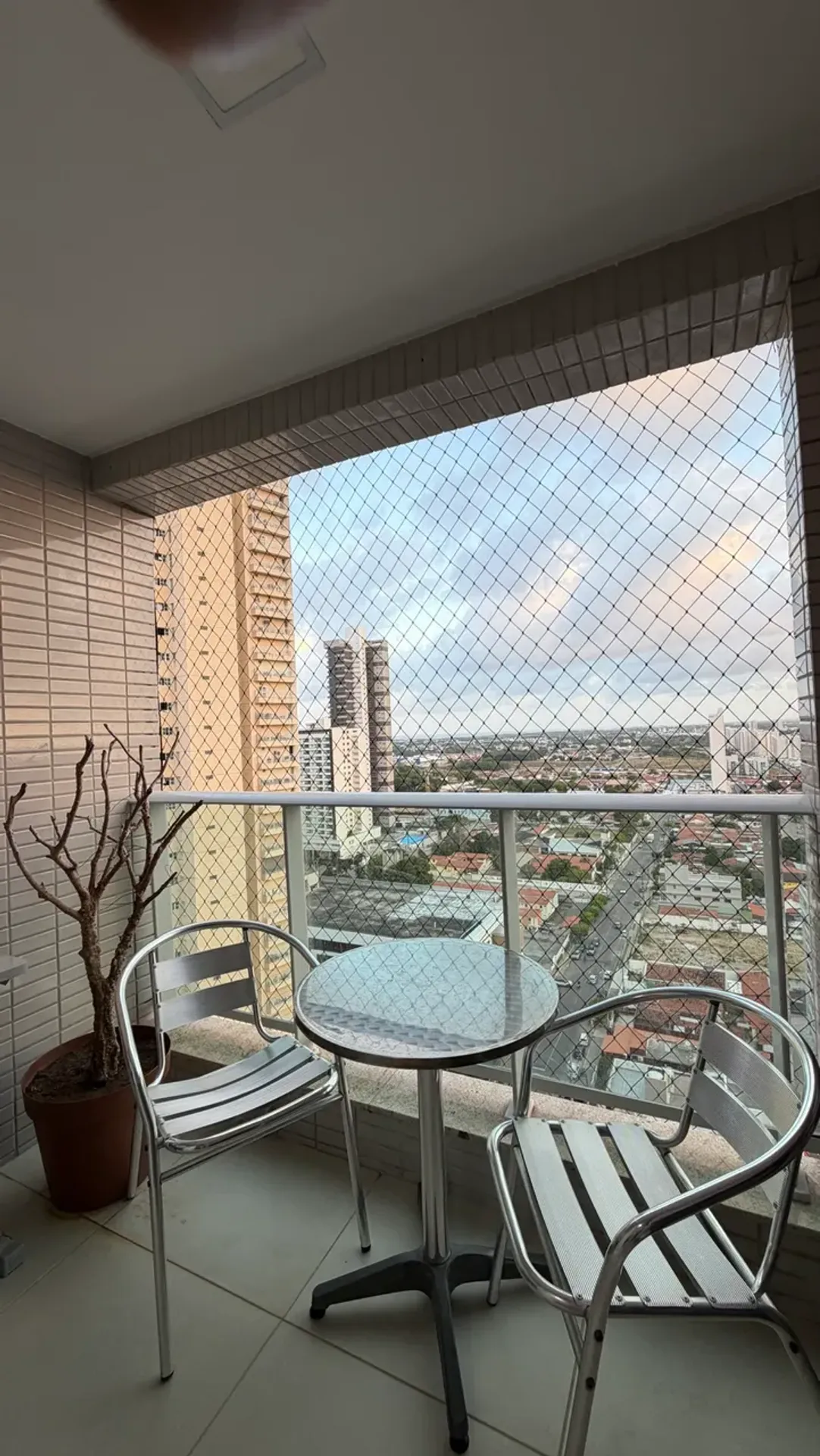 2-bedroom apartment with a washing machine in João Pessoa — photo 6