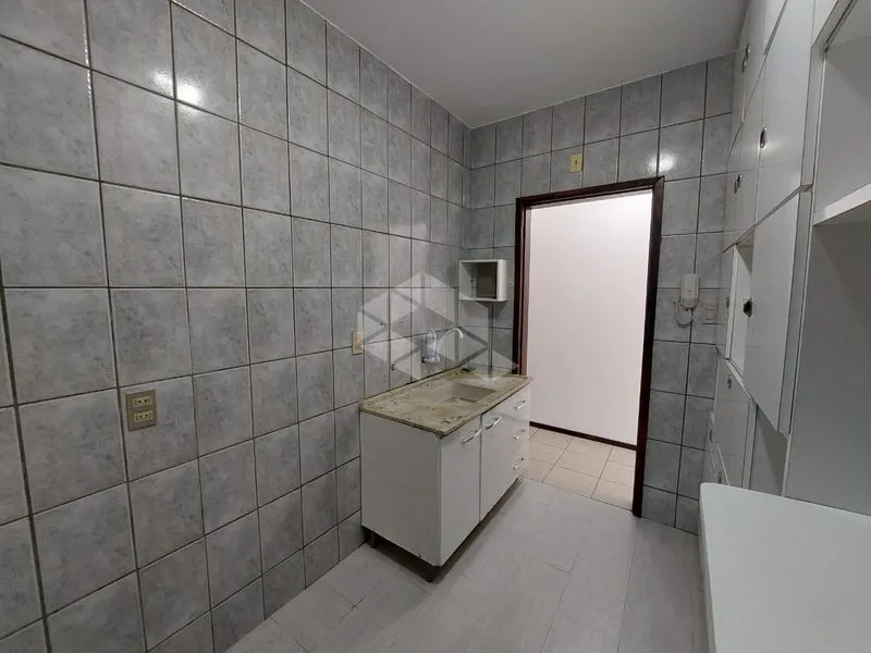 Квартира з 1 спальнею 51 м² з окремою кухнею — photo 3