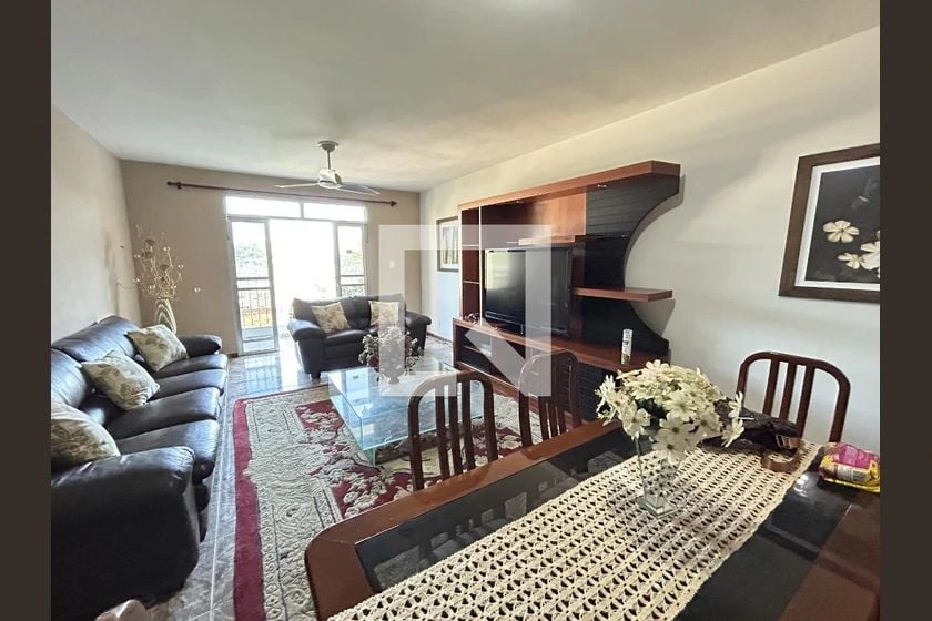 Furnished house with 2 bedrooms and 160 m², no parking — photo 12