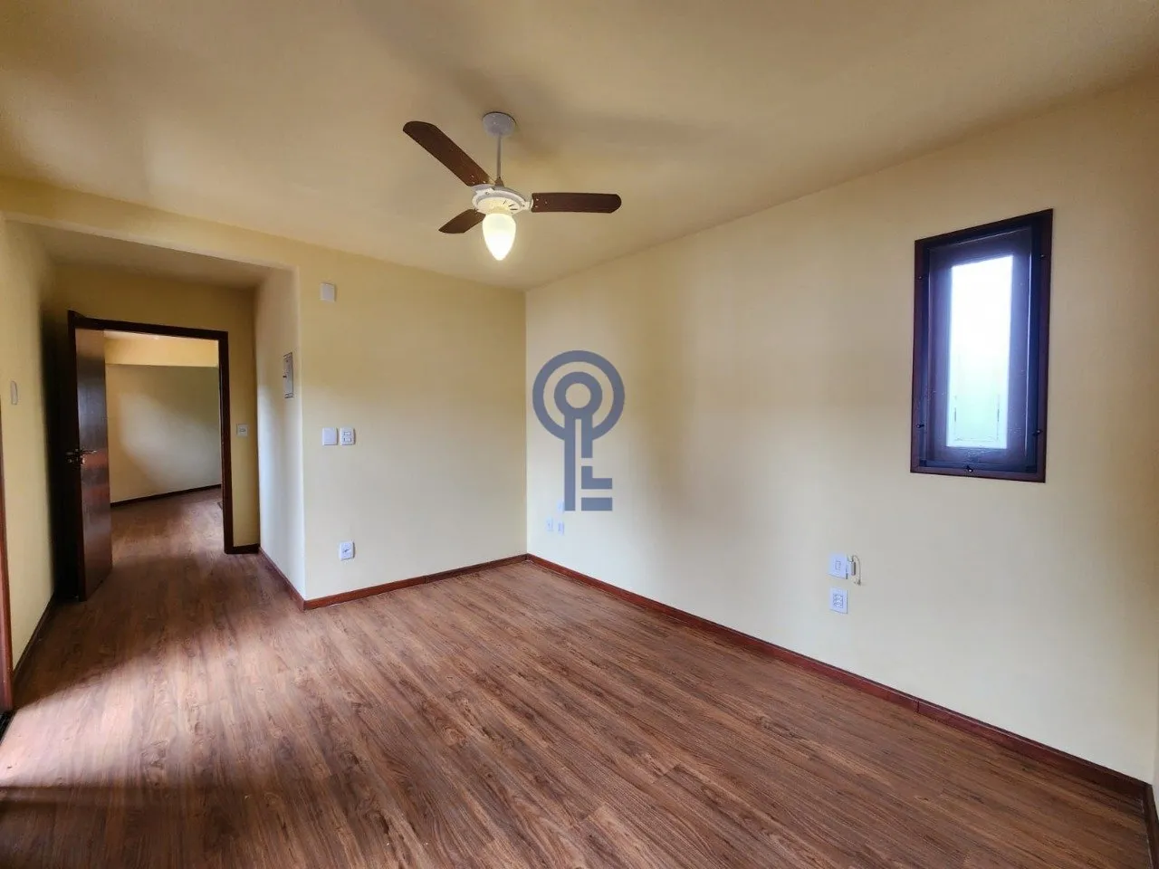 Condo house with 4 bedrooms and a private garden — photo 35