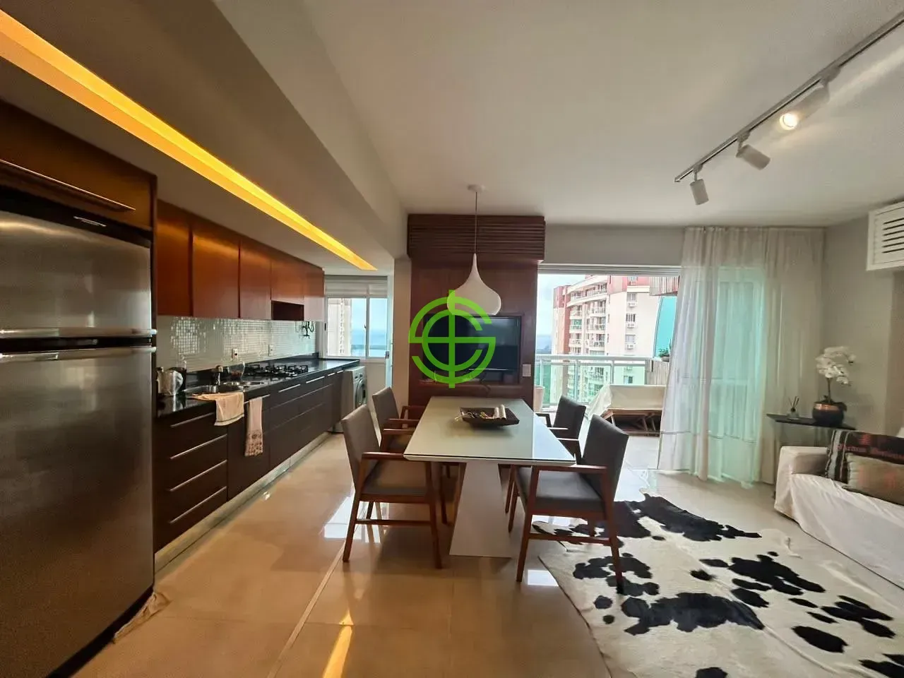 Furnished apartment with 2 bedrooms and 3 bathrooms — photo 14