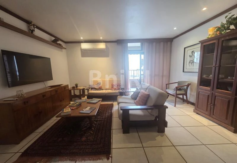 Furnished 161 m² apartment with 3 bedrooms and 2 suites — photo 30