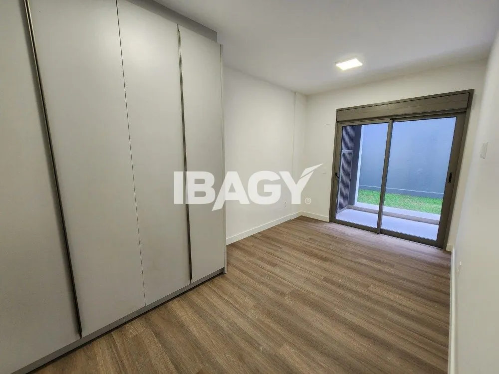 Furnished apartment, 116 m², with a grill on the balcony — photo 4
