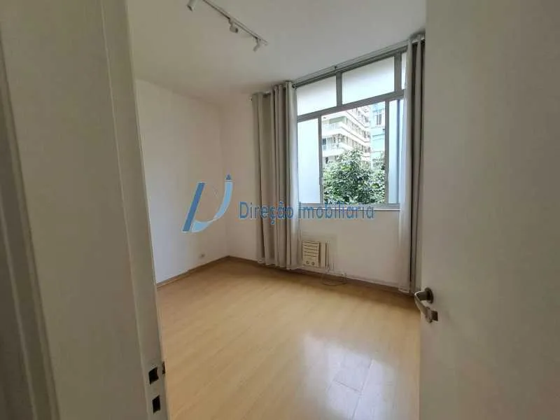 2-bedroom apartment with a walk-in closet in Rio de Janeiro — photo 18