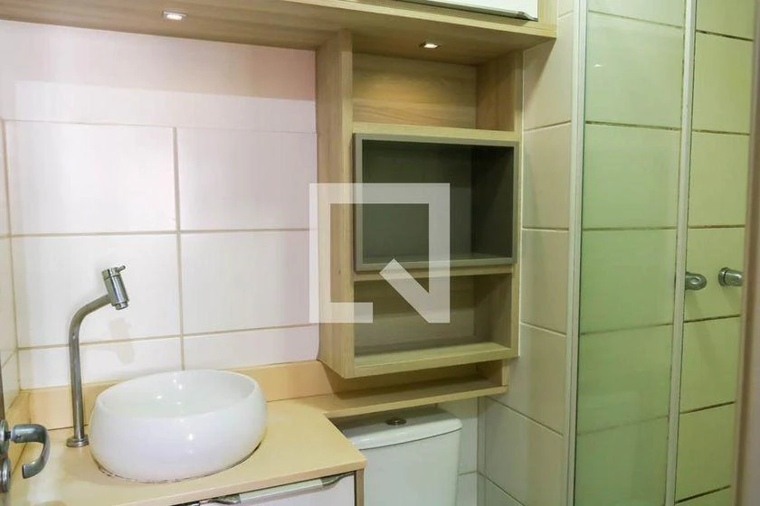2-bedroom apartment in a building with a gym — photo 41