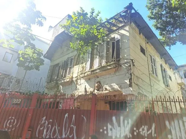 Unfurnished house with 5 bedrooms and 5 bathrooms — photo 11