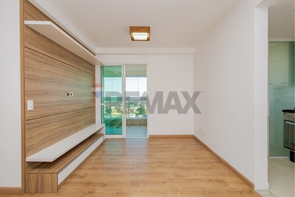 2-bedroom apartment with balcony and 2 parking spaces — photo 15