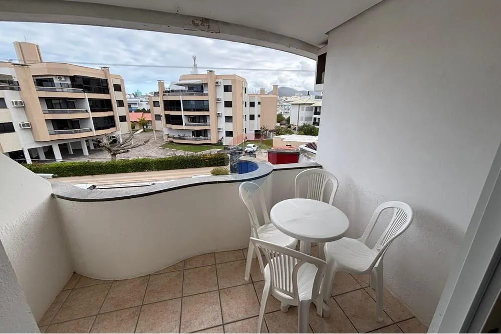 Apartamento sin amueblar de 1 dormitorio con balcón — photo 17