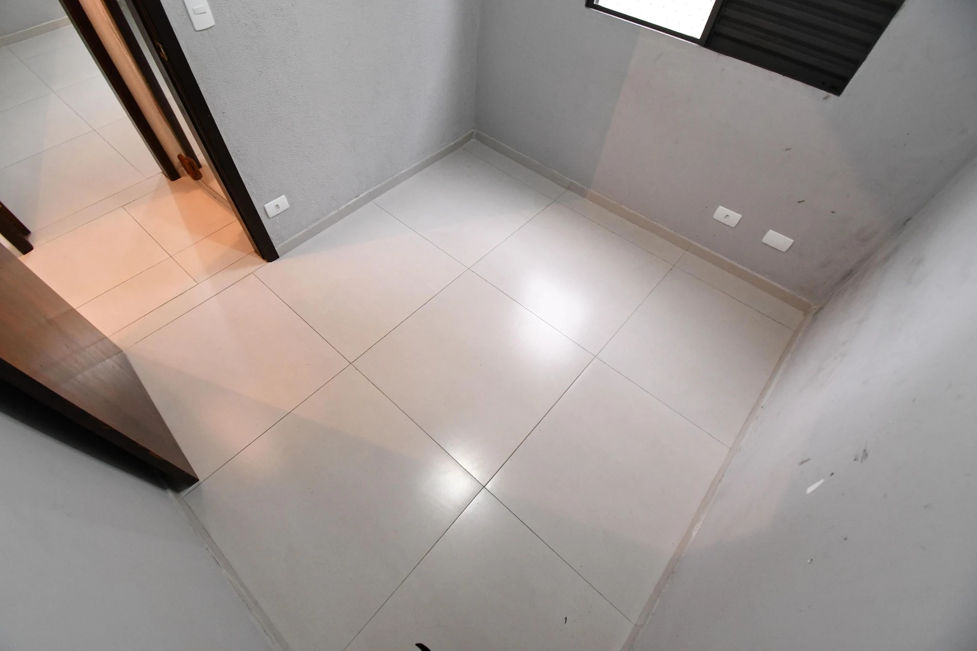 Apartment, 55 m², with a grill on the balcony — photo 14