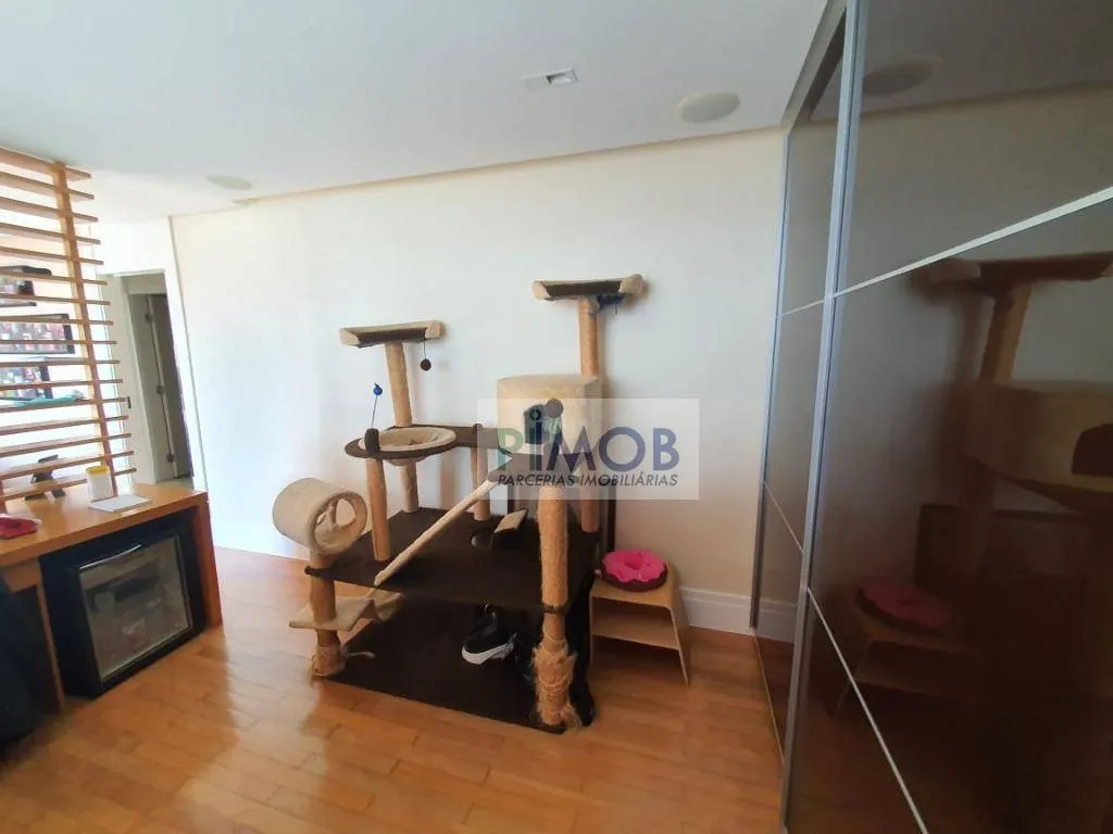 Furnished 260 m² apartment on the 23rd floor with 3 spots — photo 93