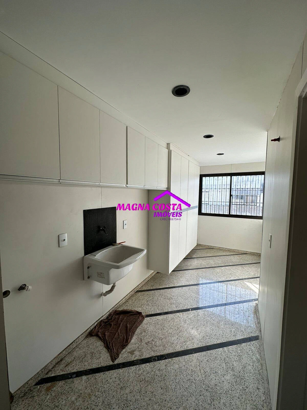 Cobertura de 4 quartos com terraço e varanda — photo 12