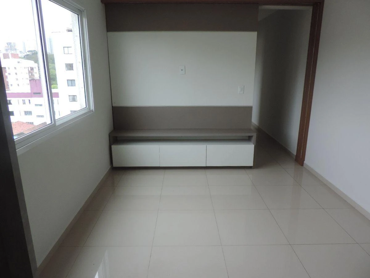 Glass-enclosed balcony in a 2-bedroom apartment, 70 m² — photo 23