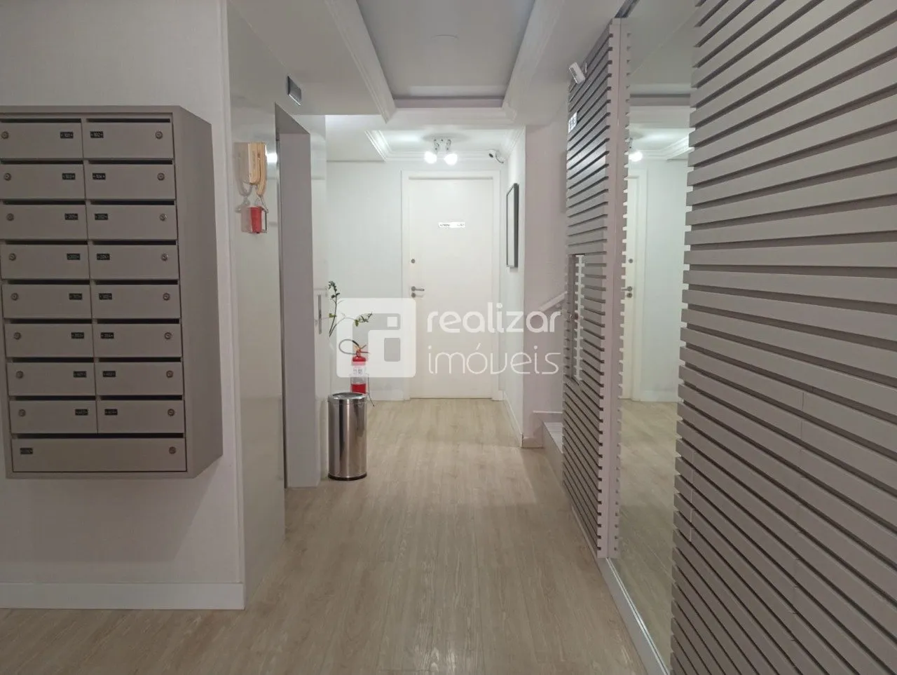 Apartamento de 2 dormitorios con balcón y 1 plaza — photo 17