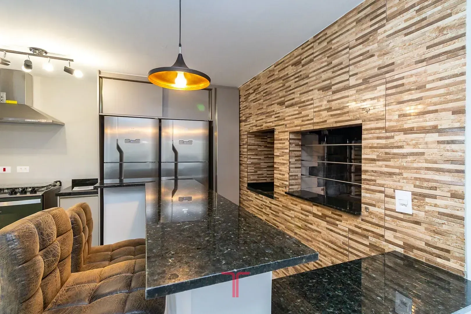 Furnished 33 m² apartment with 1 bedroom and 1 bathroom — photo 42
