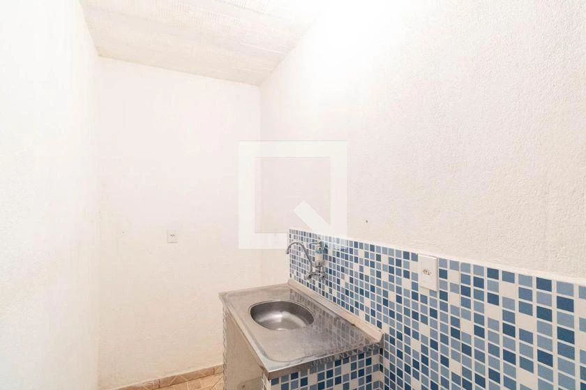 Apartamento sin muebles de 1 dormitorio y 30 m², acepta mascotas — photo 11
