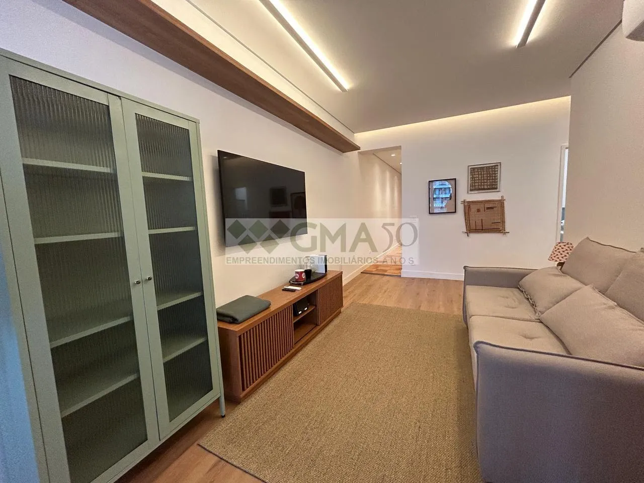 Furnished apartment with 2 bedrooms and 2 bathrooms — photo 9