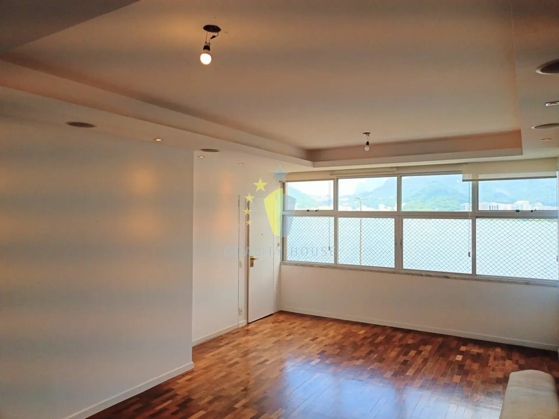 Water view in a 3-bedroom apartment, 110 m² — photo 10