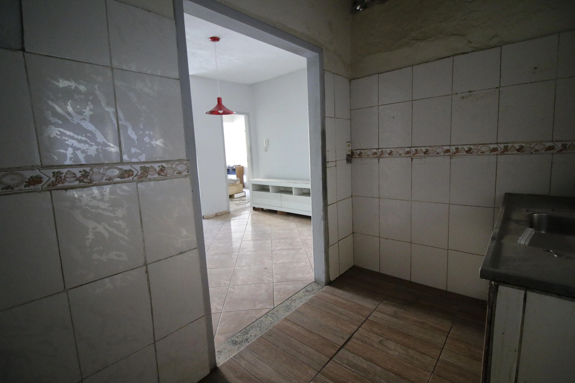 Невмебльований будинок з 2 спальнями та грилем на балконі — photo 16
