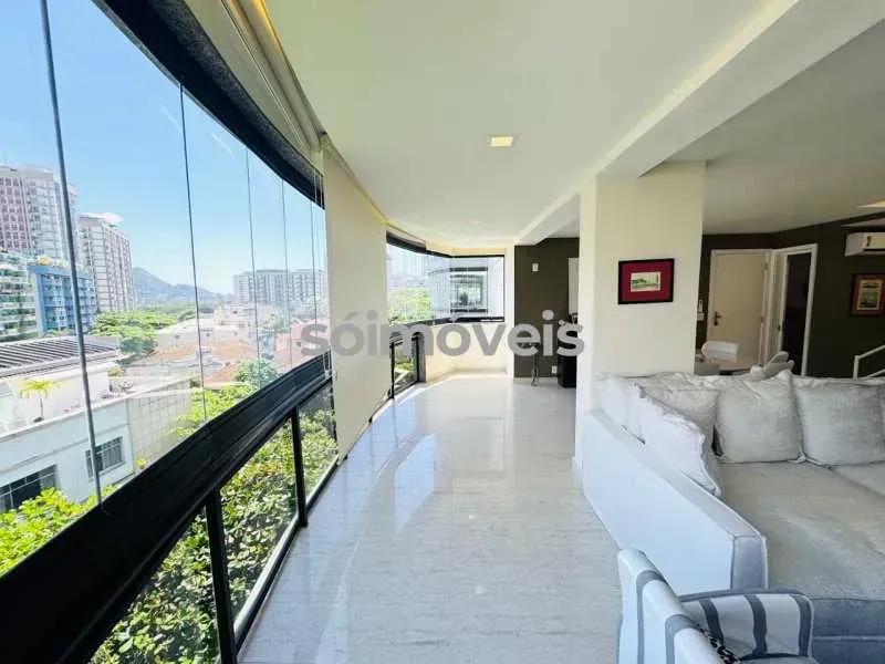 Furnished apartment, 207 m², with floor-to-ceiling windows — photo 10