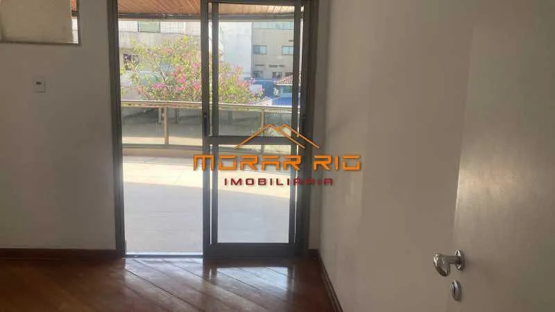 3-bedroom apartment in a building with a sauna — photo 15