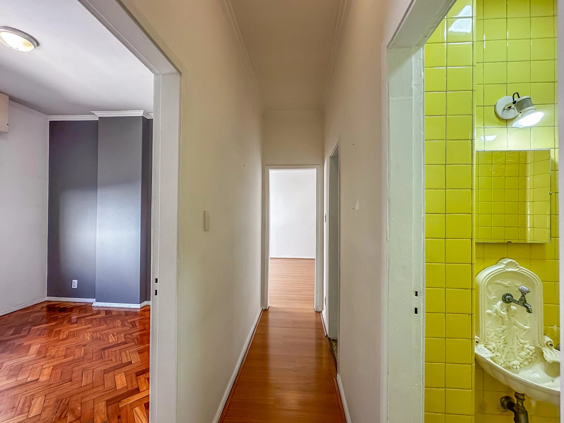 Apartment with 3 bedrooms and 2 bathrooms — photo 49