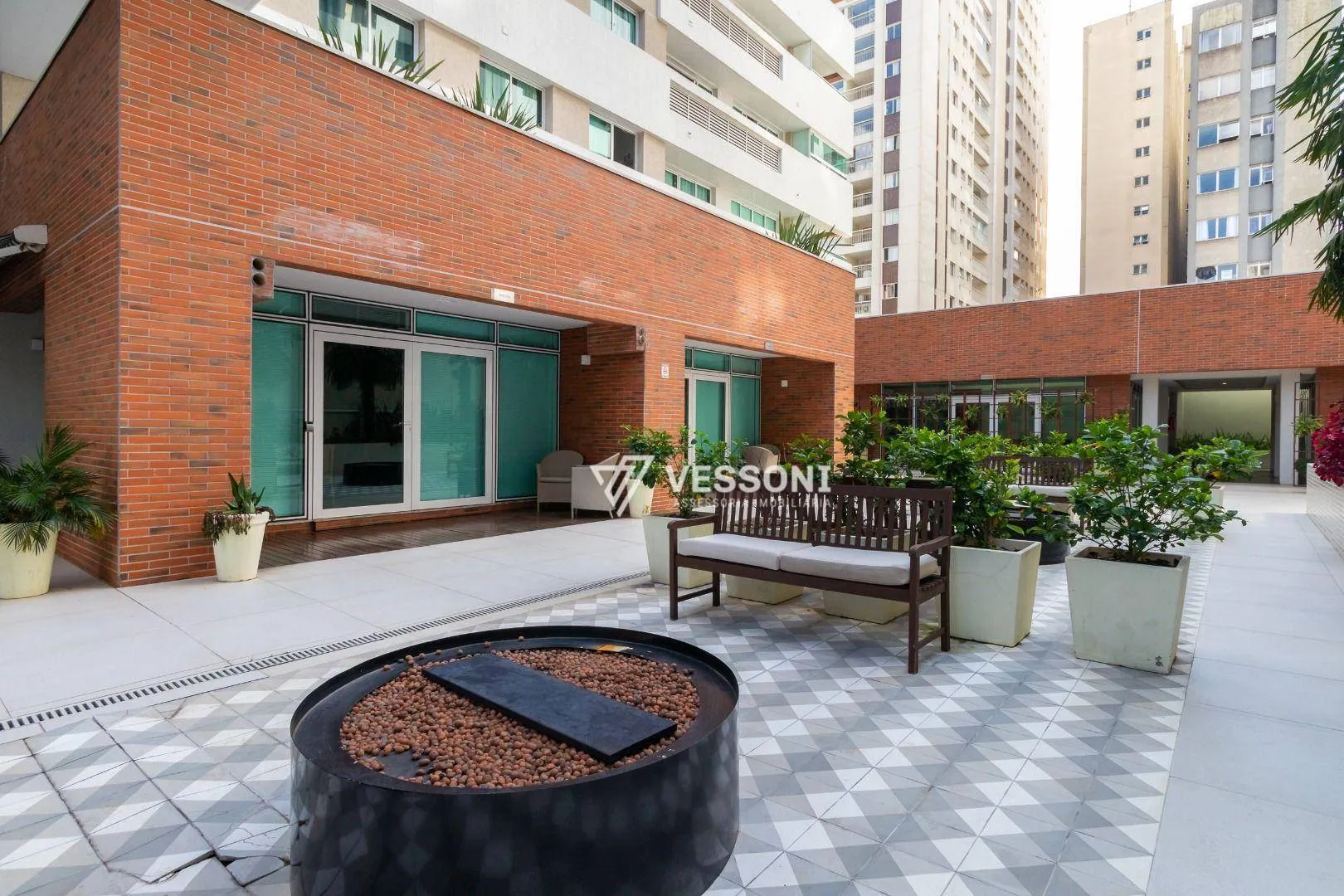 Furnished 45 m² studio with a private BBQ — photo 27