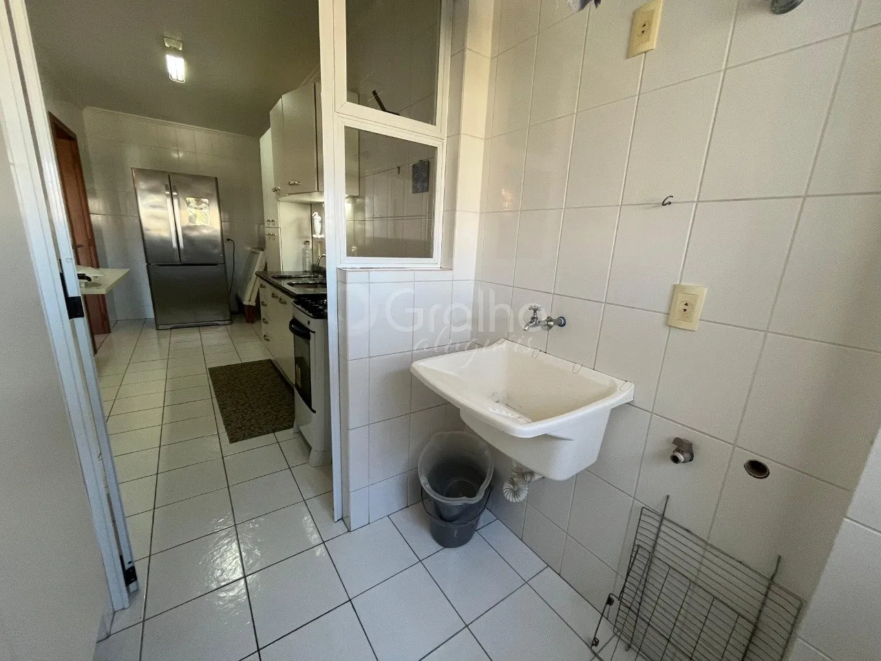 Apartamento amueblado de 2 dormitorios con parrilla en balcón — photo 4