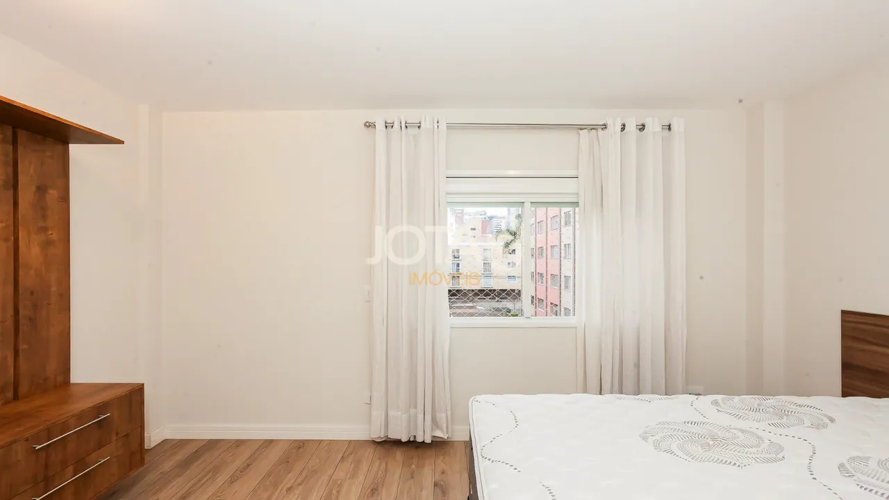 Furnished apartment with 131 m², 2 bedrooms and 3 baths — photo 17