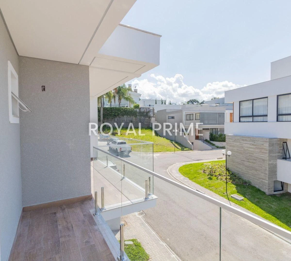 Unfurnished quadriplex house with 3 en-suite rooms — photo 28