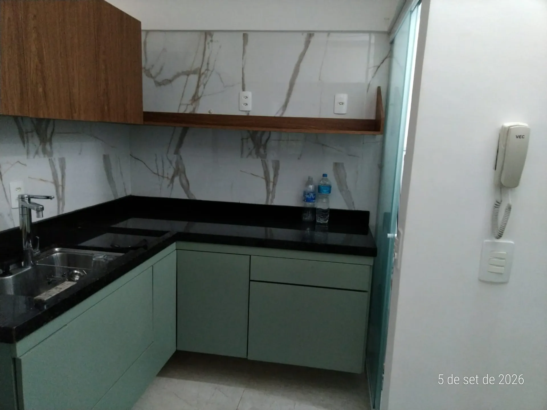 Квартира 40 м² з 1 спальнею та 1 паркомісцем — photo 2