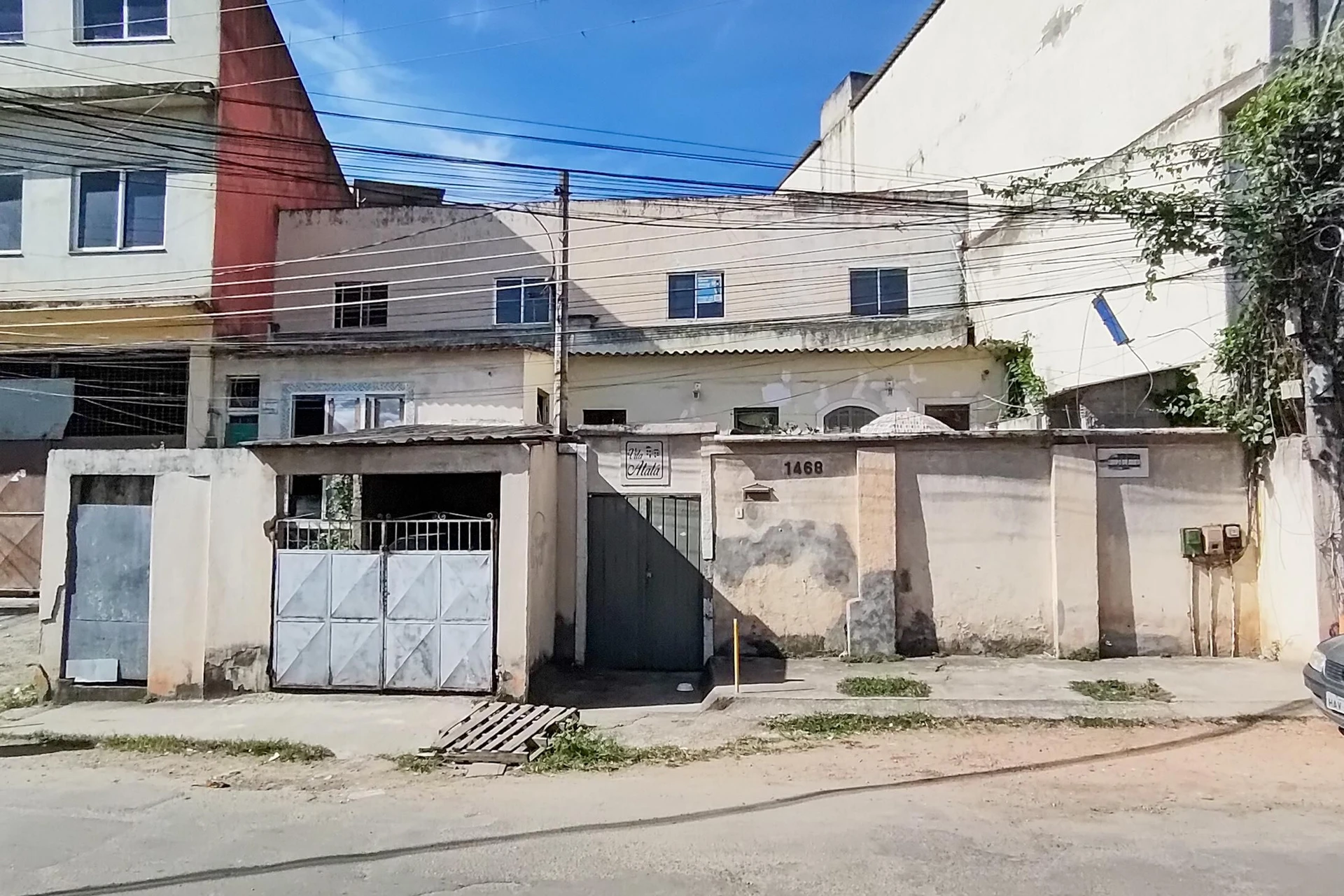 Незамебльований студіо з окремою кухнею з газовою плитою — photo 13