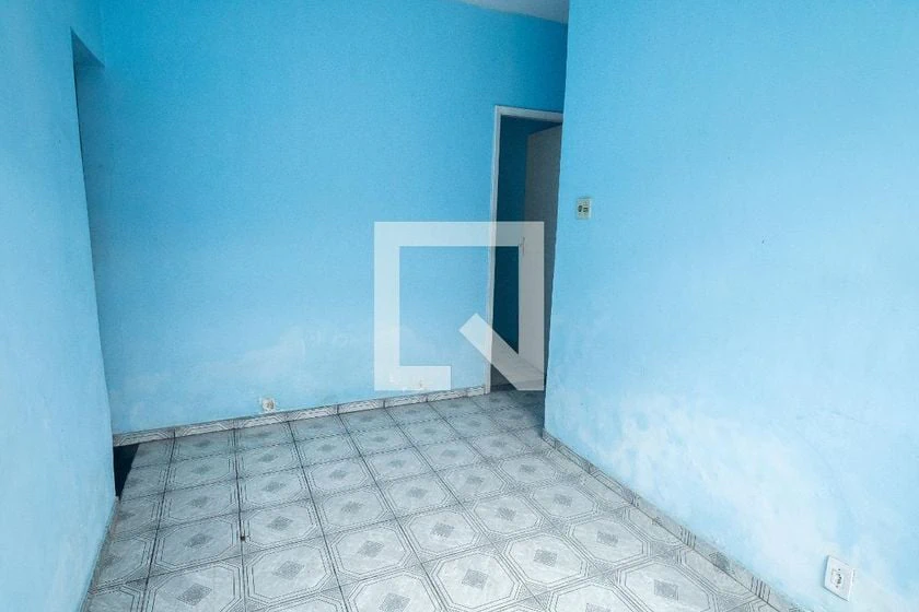 3-bedroom house with private garden and laundry area — photo 15