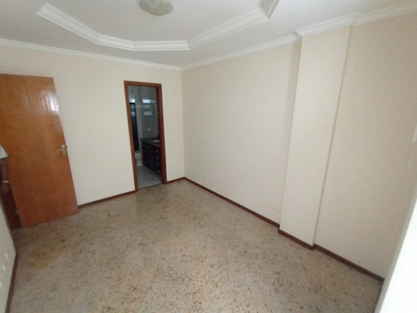 2-bedroom apartment, 1 with its own bathroom, 115 m² — photo 14