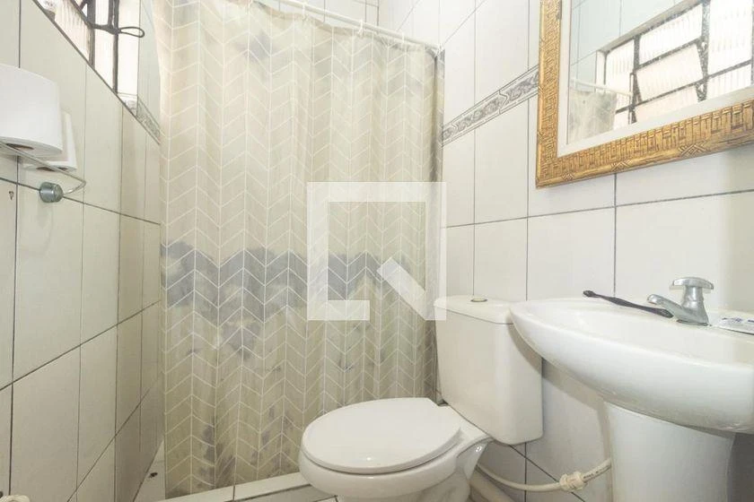 Furnished 1-bedroom house with 57 m² and no parking — photo 13