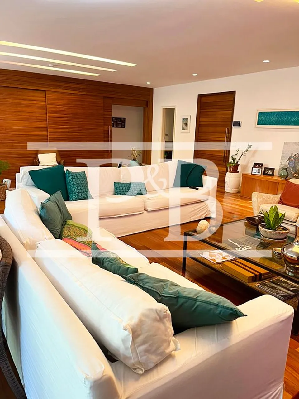 Apartamento de 3 dormitórios, 261 m² e varanda — photo 3