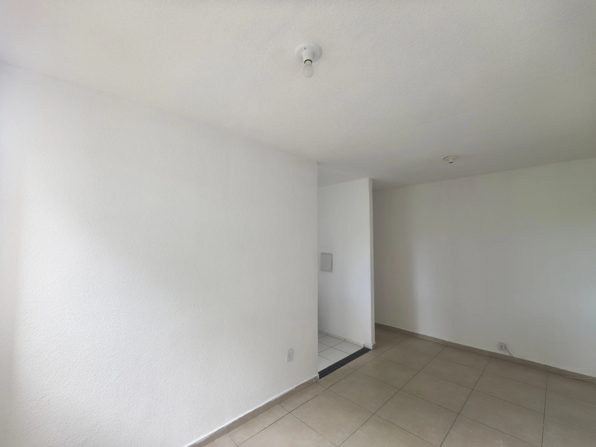 2-bedroom apartment with 1 parking space and 1 bath — photo 23