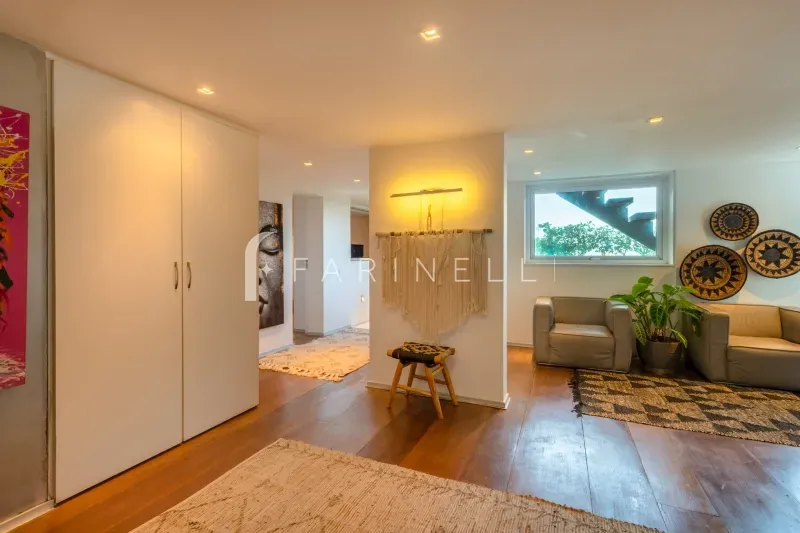 Furnished house with 5 bedrooms and open-plan kitchen — photo 55