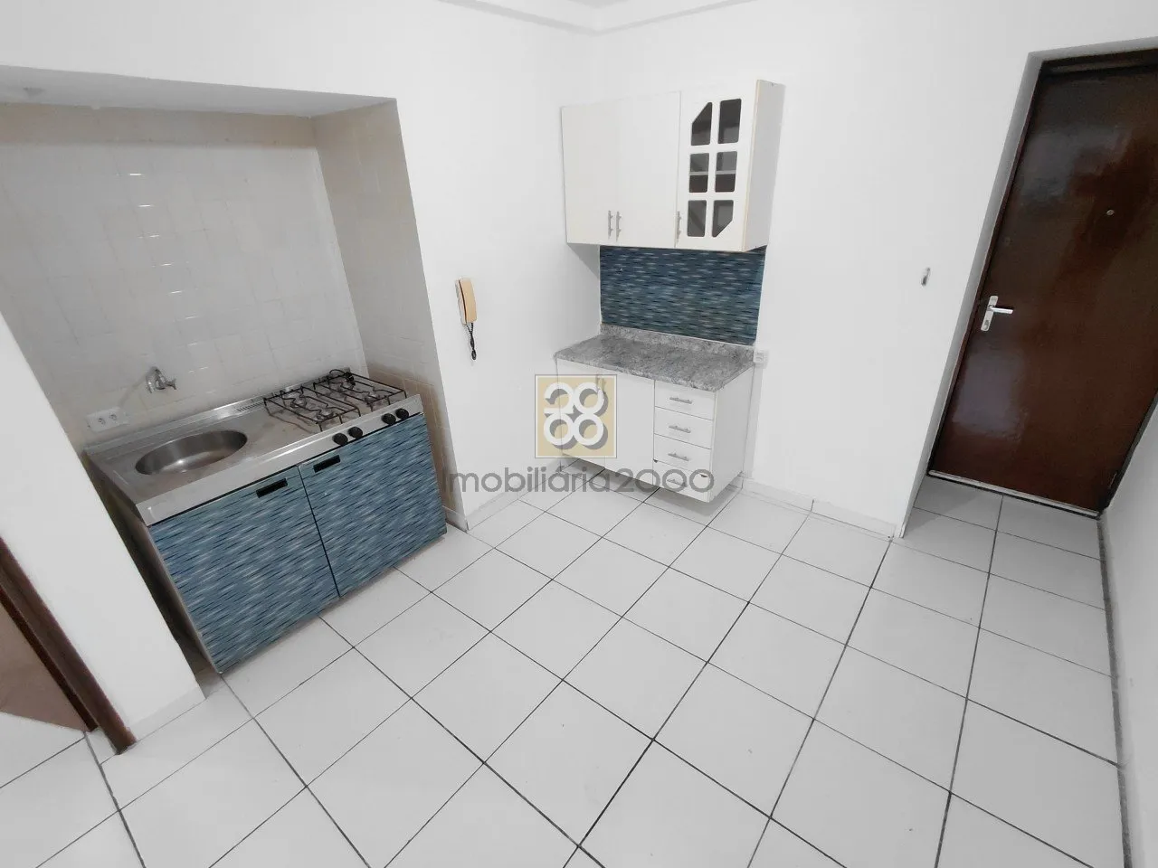 41 m² apartment with a gas stove kitchenette — photo 4