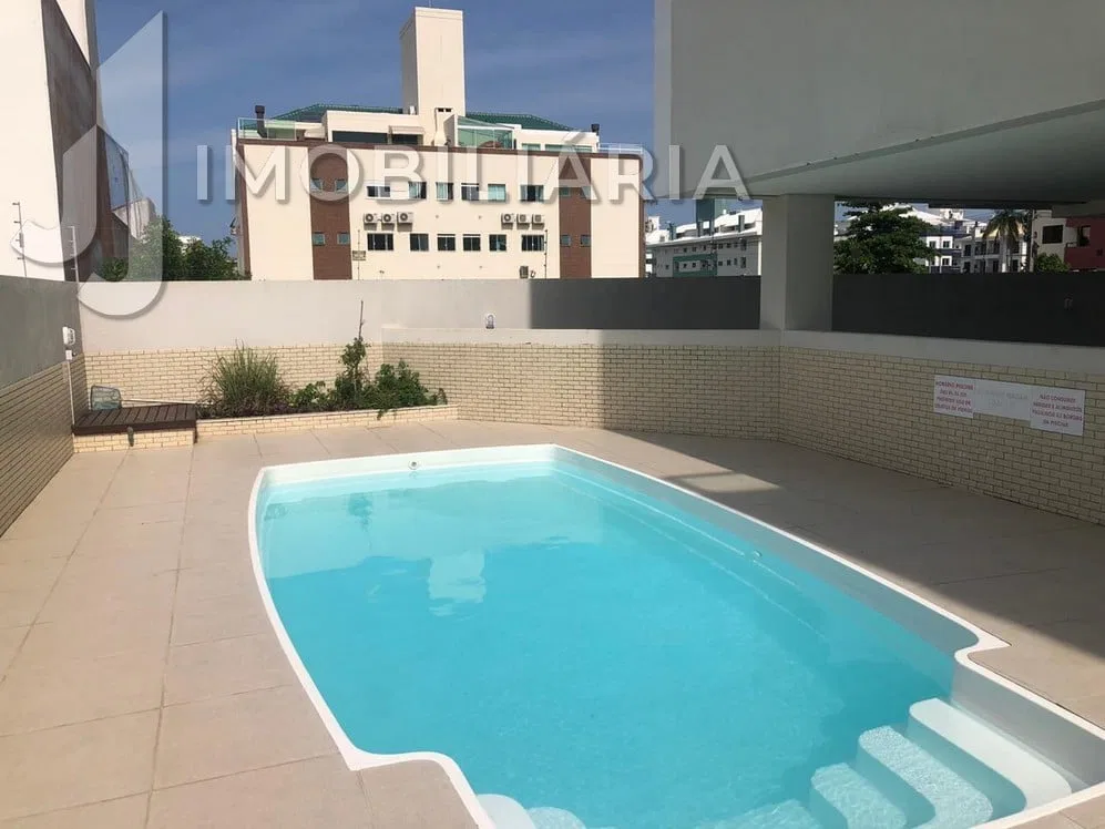 Unfurnished 88 m² apartment in great condition
