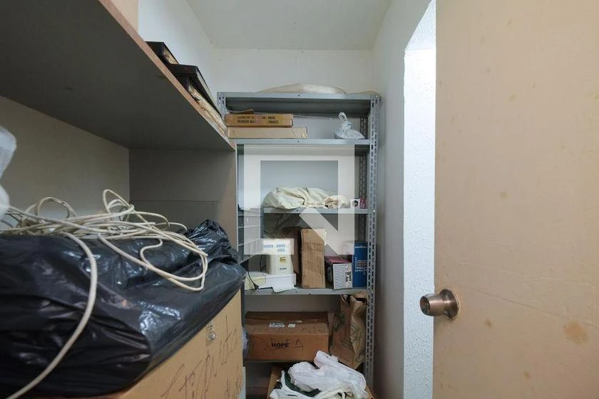 Rental house with 10 bedrooms and a separate kitchen — photo 34