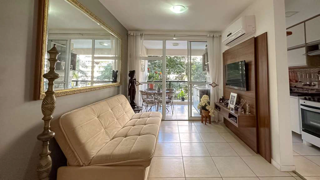 Furnished 2-bedroom apartment with en-suite and parking — photo 13